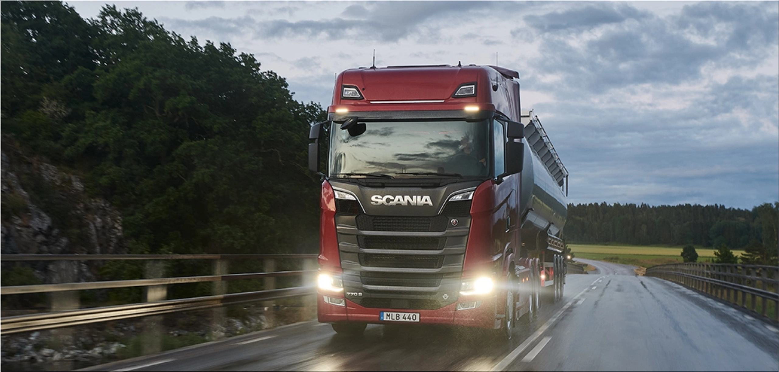 Scania Super 11 Engine: Lighter, Smarter, More Efficient Heavy