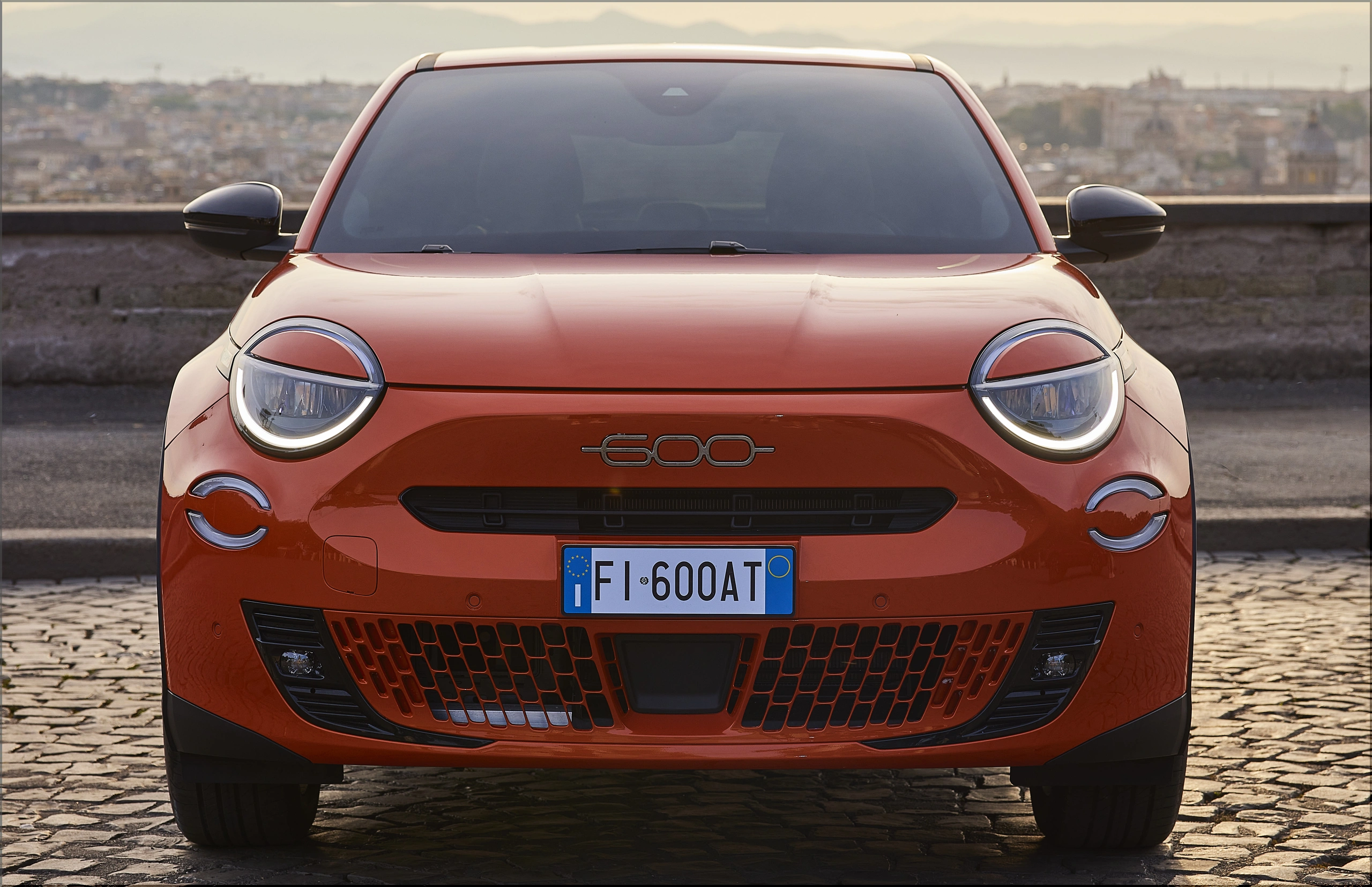 Fiat 500 Review (2024)