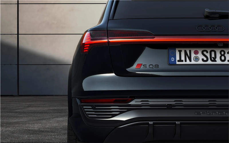 2023 Audi SQ8 e-tron