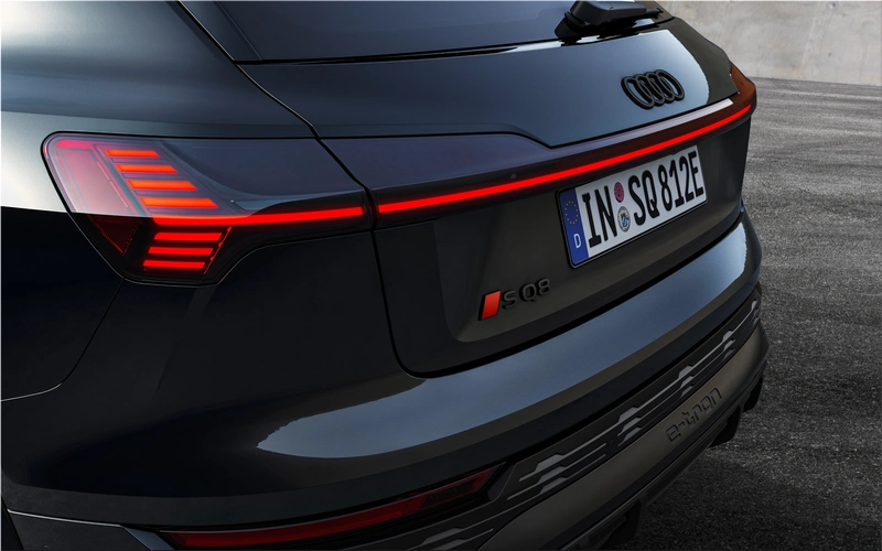 2023 Audi SQ8 e-tron