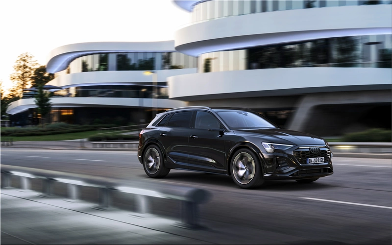 2023 Audi SQ8 e-tron