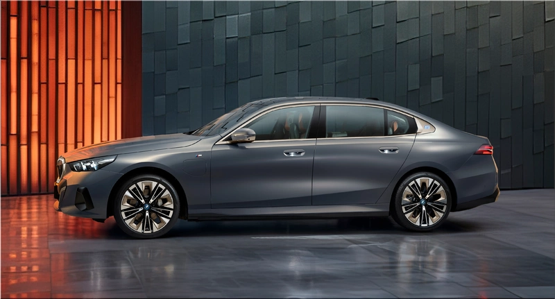 2024 BMW i5