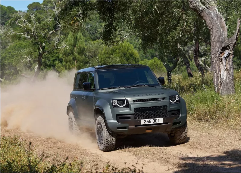2024 Land Rover Defender OCTA