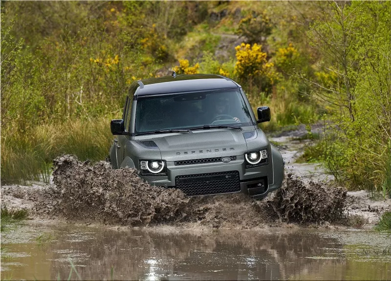 2024 Land Rover Defender OCTA