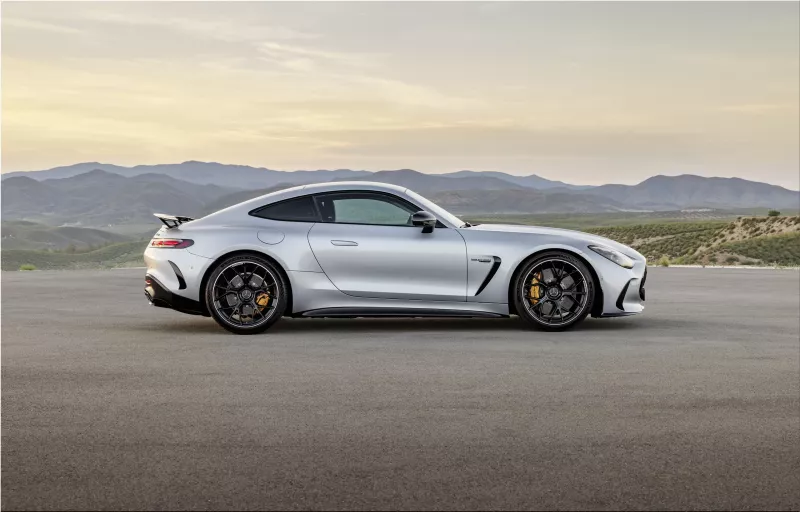 2024 Mercedes-AMG GT Coupe