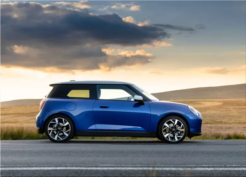 2024 MINI Cooper SE