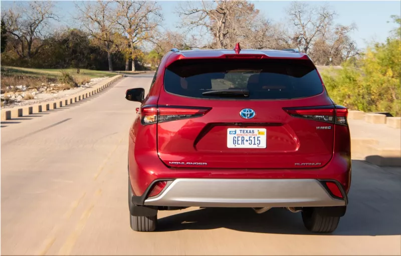 2024 Toyota Highlander Hybrid Nightshade