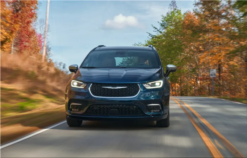 2025 Chrysler Pacifica Hybrid