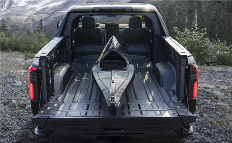 2025 GMC Sierra EV Denali