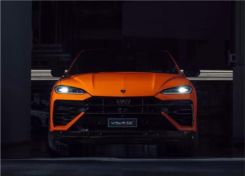 2025 Lamborghini Urus SE
