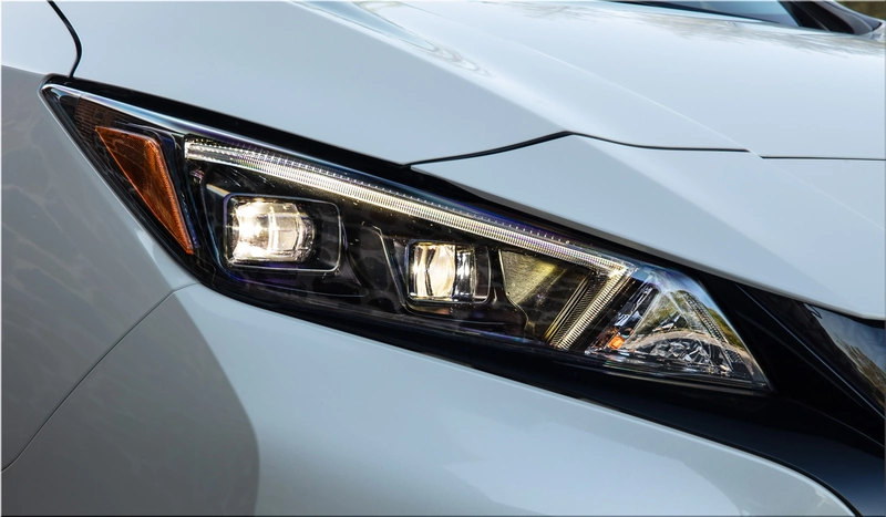 2025 Nissan LEAF