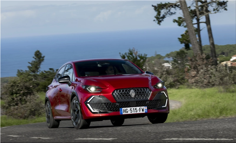 2026 Renault Clio hybrid