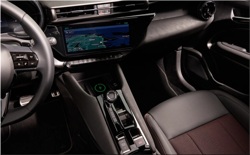 Alfa Romeo Junior interior