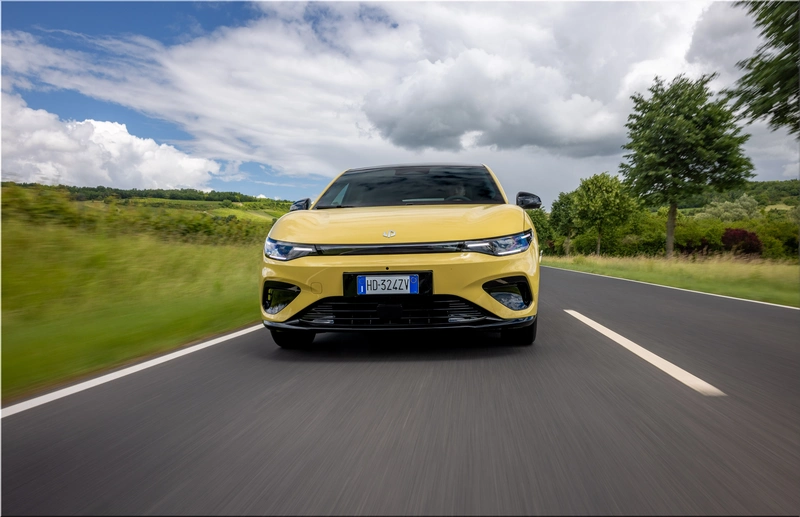 2027 Leapmotor B05 electric hatchback