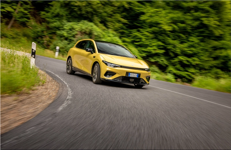 2027 Leapmotor B05 electric hatchback