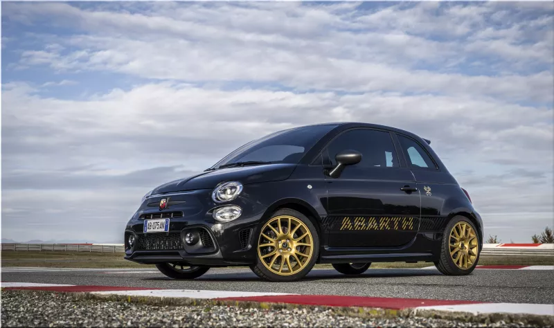 Abarth 695 75° Anniversario