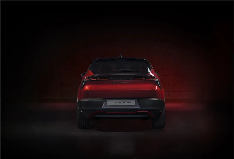 Alfa Romeo Junior Ibrida