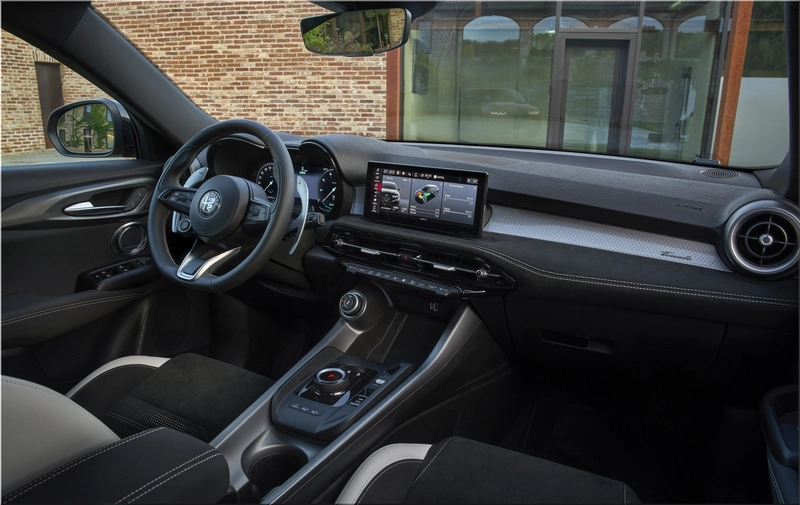 Alfa Romeo Tonale Hybrid