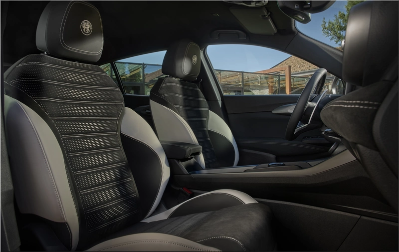Alfa Romeo Tonale Hybrid