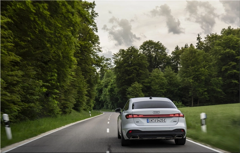 Audi A5 e-hybrid quattro