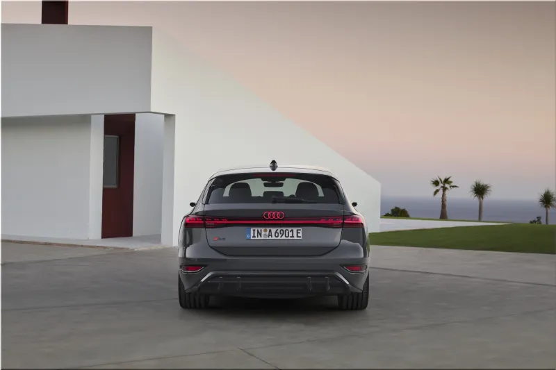 Audi A6 Avant e-tron