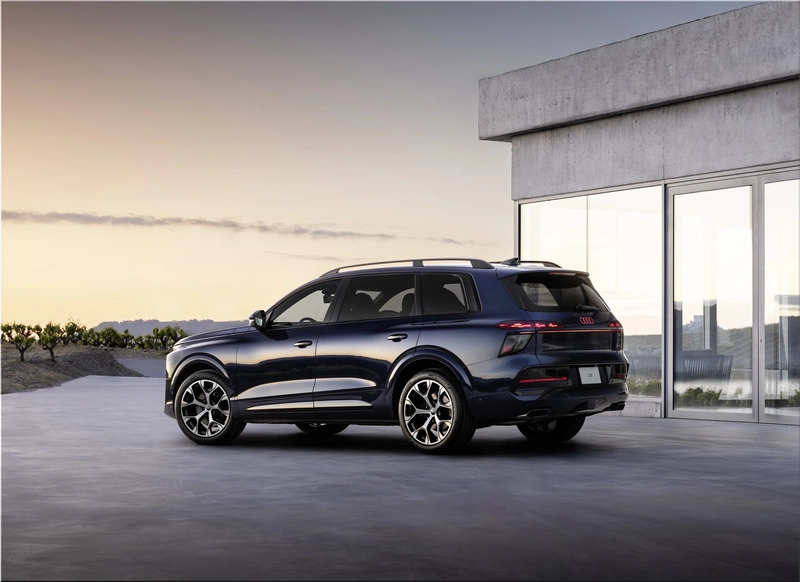 Audi Q9 SUV