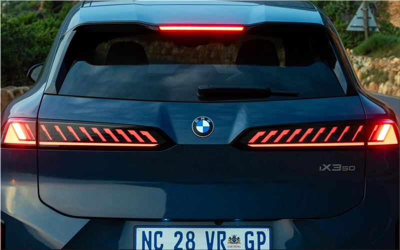 BMW iX3 50 xDrive