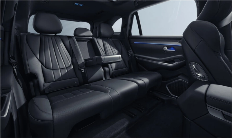 BYD SEALION 8