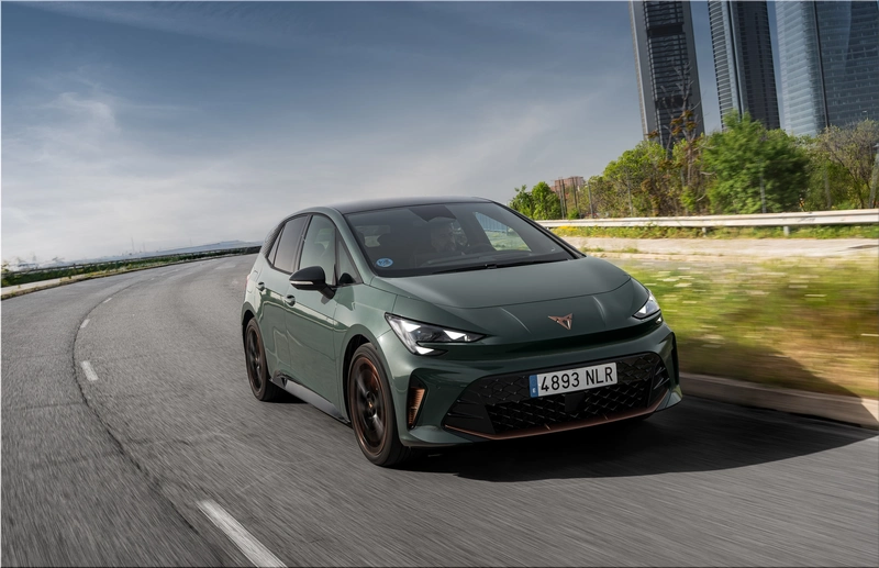 CUPRA Born VZ
