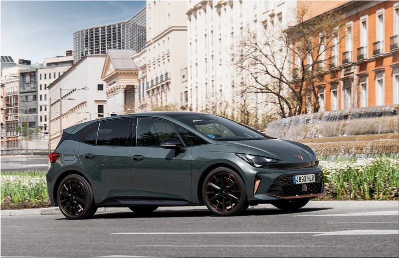 CUPRA Born VZ