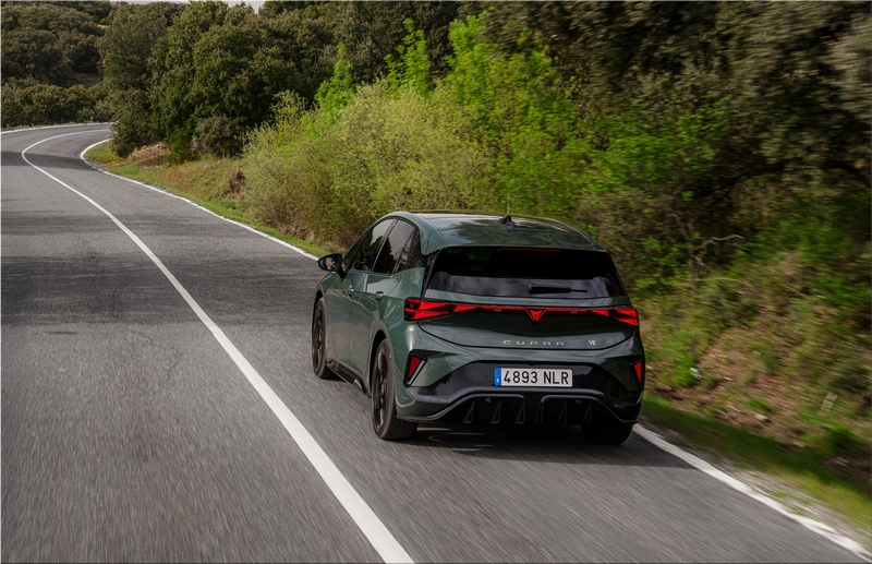 CUPRA Born VZ
