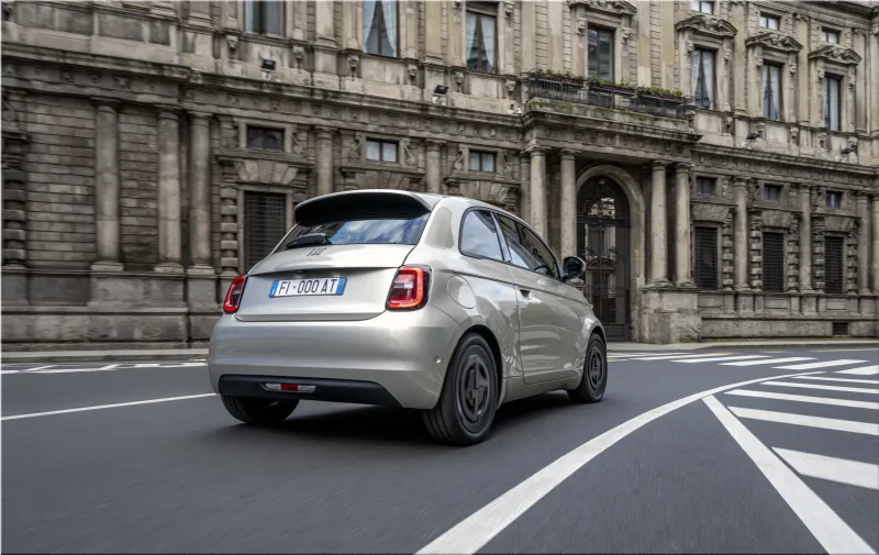 FIAT 500e Giorgio Armani