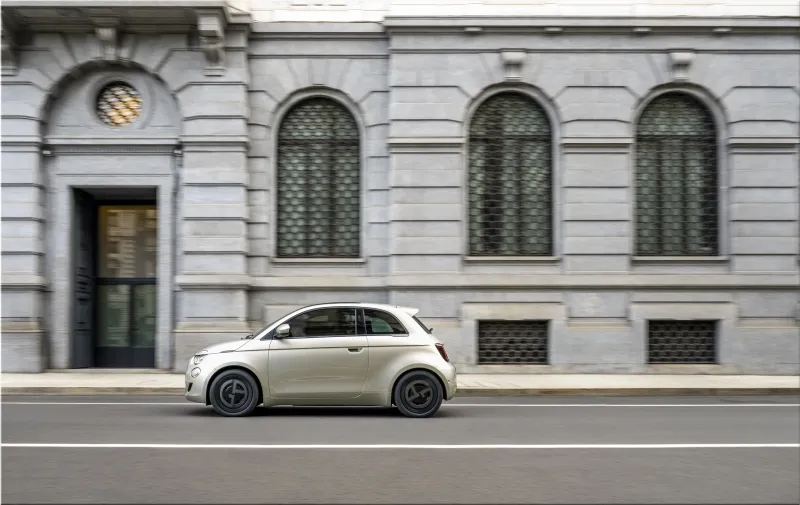 FIAT 500e Giorgio Armani