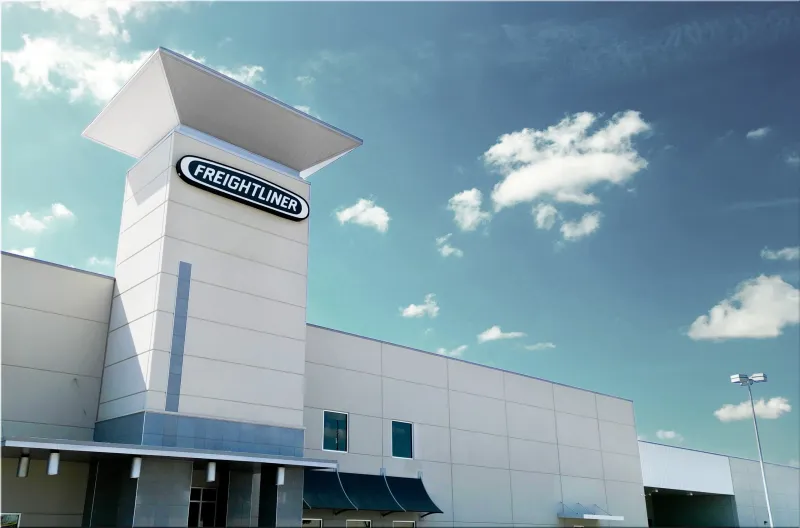 2025 Freightliner Cascadia