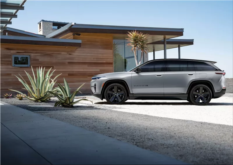 Jeep Wagoneer S