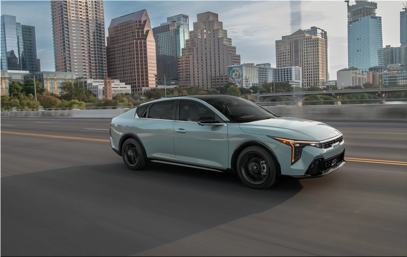 Kia K4