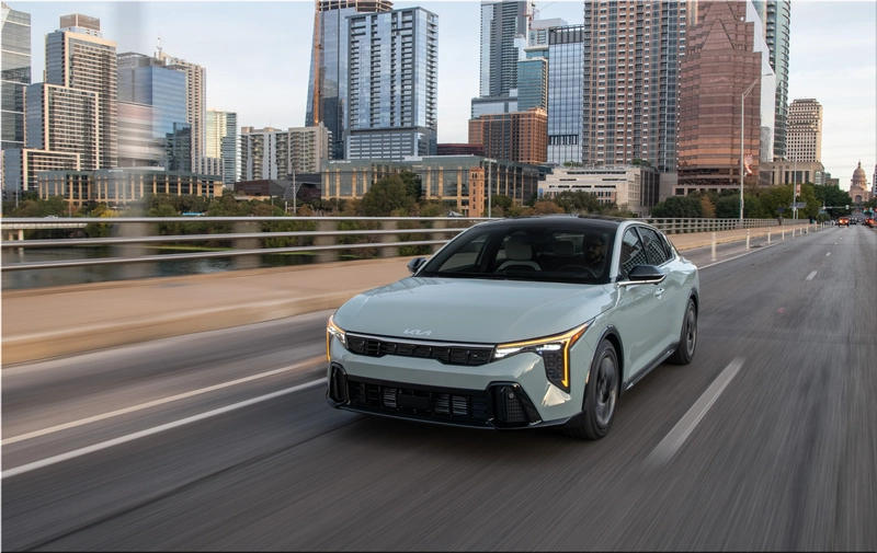 Kia K4