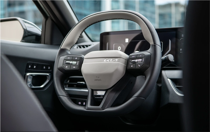Kia K4