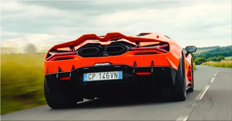 Lamborghini Revuelto PHEV