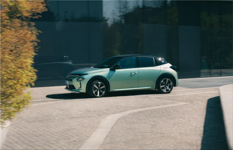 Lancia Ypsilon Turbo 100