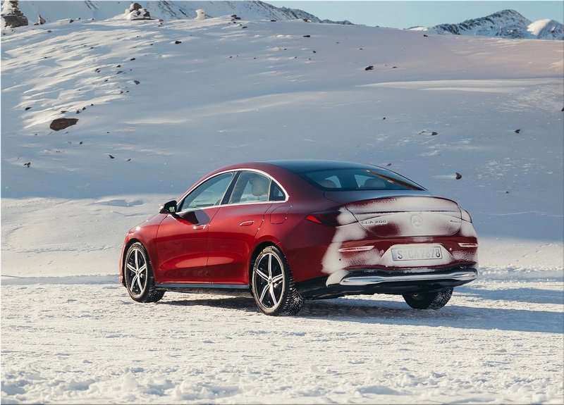 2026 Mercedes-Benz CLA Hybrid
