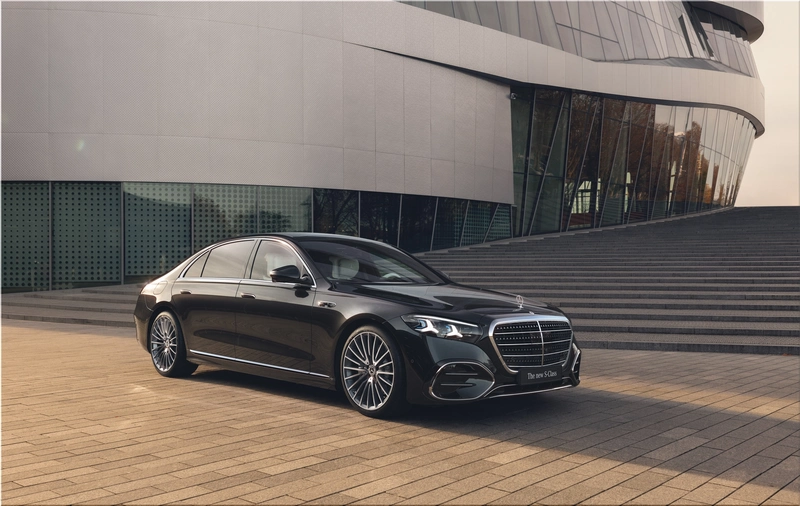 Mercedes-Benz S-Class 2026