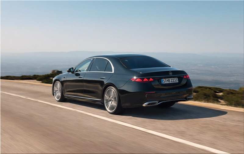 Mercedes-Benz S-Class 2026