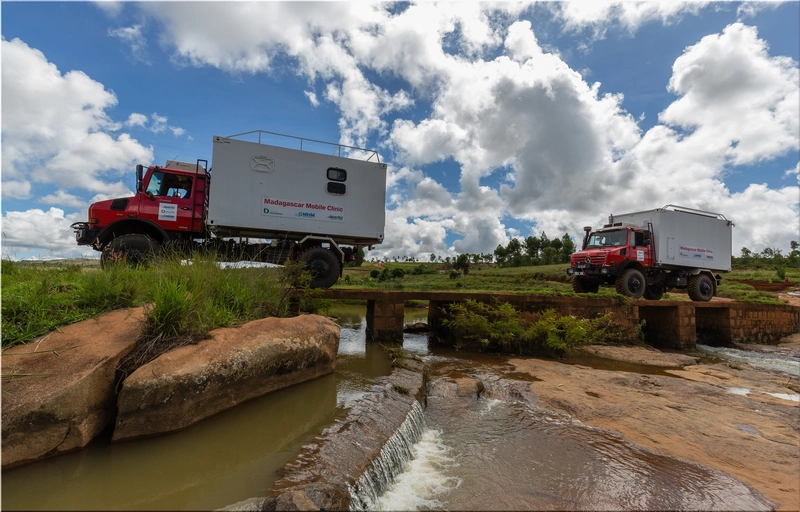 Mercedes-Benz Unimog U 5000