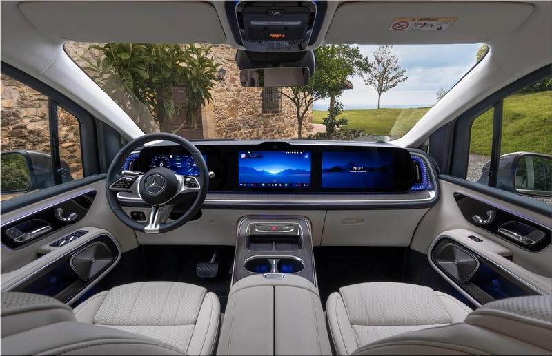 Mercedes-Benz VLE 300 electric van