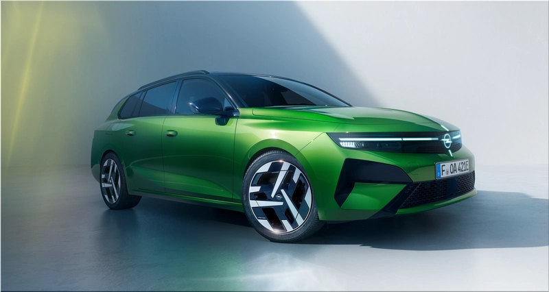 Opel Astra Hybrid