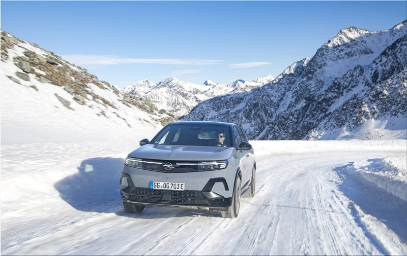Opel Grandland Electric AWD