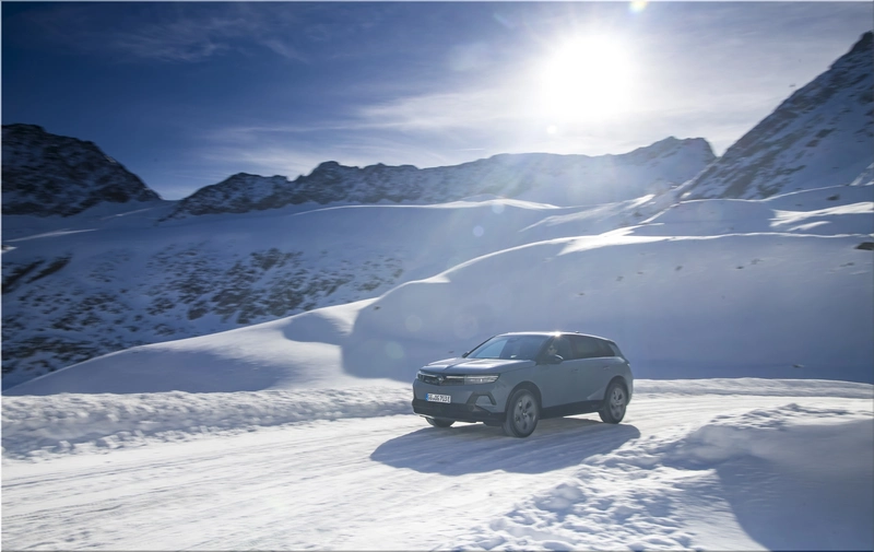 Opel Grandland Electric AWD