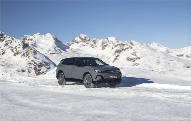 Opel Grandland Electric AWD