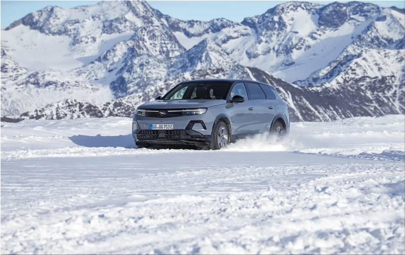 Opel Grandland Electric AWD